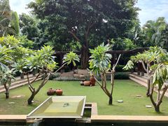 -三亚湾海居铂尔曼度假酒店