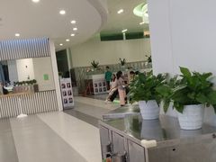 -冰纷万象滑冰场(深圳万象城店)