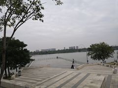-灞河西岸滨河公园