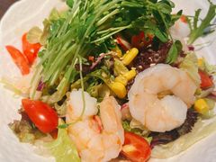 虾仁牛油果蔬菜沙拉-鸟屯(三里屯店)