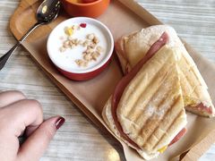 -必胜客(证大大拇指店)