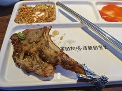 苏尼特金质烤羊排-三个蒙古大叔羊肉串(大宁店)