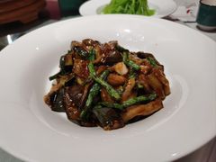 茄子焖豆角-渝乡辣婆婆·川菜 水煮鱼(中山西路店)