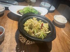 -九锅一堂酸菜鱼(万达广场店)