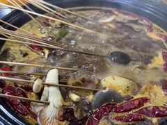 -灌县老妈砂锅串串香(万科红生活广场店)