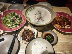 -叁煨蹄花·下饭盐帮菜(人民广场店)