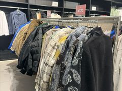 -H&M(鹏欣水游城店)