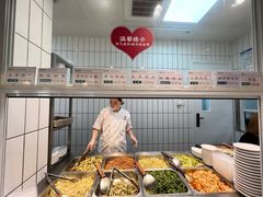 -荟选餐饮徐家汇社区食堂(徐虹北路店)