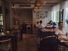 靠窗位-春暖花开(西溪店)