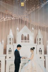 -艾米丽婚纱礼服