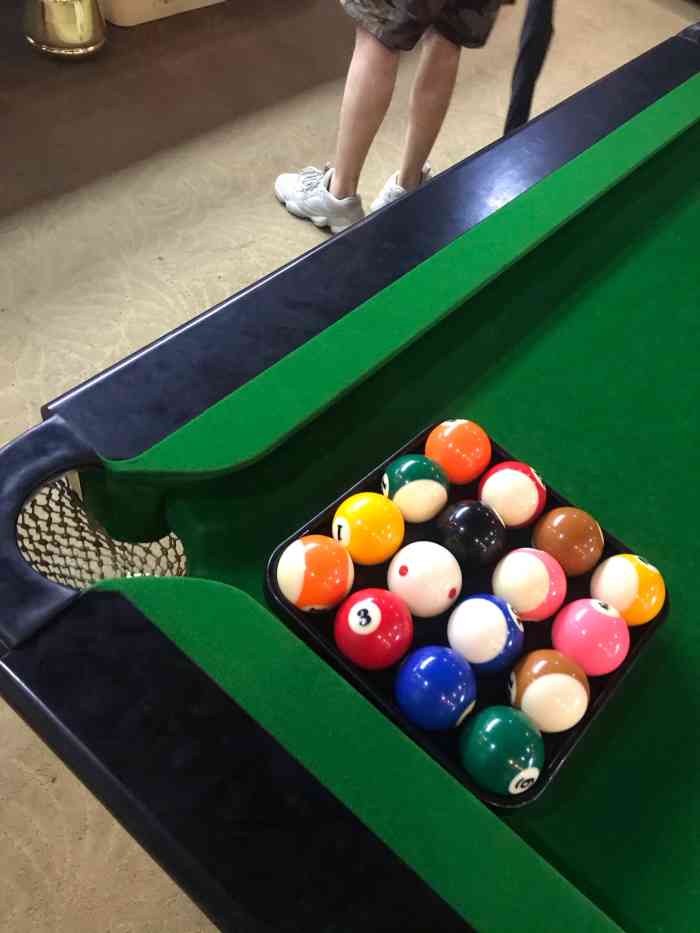 名仕台球(南国昙华林店)-"音乐太low,整场下来像在跳广场舞的,让.