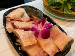 -鲜入围煮花胶鸡海鲜火锅