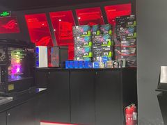 -ROG玩家国度(美罗城店)