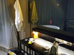 -深圳罗湖东门步行街亚朵X酒店