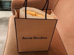 -Acne Studios(芮欧百货店)
