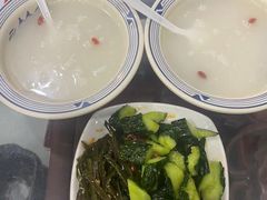 -牛一嘴·兰州牛肉面·大盘鸡(财富中心店)