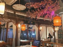 大堂-荷塘秋月·本帮江浙菜(国权路店)