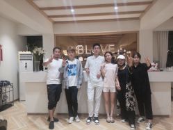 -唯一旅拍·颂当代影像艺术中心(上城店)