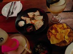 -Pistolera Mexican Cantina女枪手墨西哥餐厅(碧云路店)