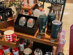 零售区-星巴克臻选(广州沙面店)