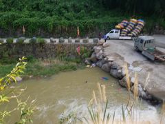 景点-虎啸峡漂流