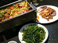 -万重锦·人文川菜馆(骡马市店)