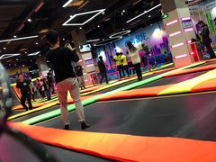 -酷跳蹦床主题公园(万胜广场店)