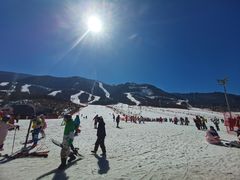 -鳌山滑雪度假区