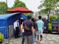 -奕欧来上海购物村停车场