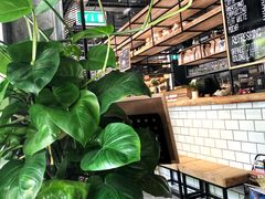 -Common Table · Brunch & Coffee