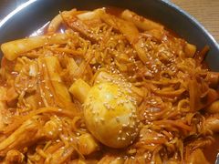 炒年糕-姜虎东白丁烤肉(恒隆广场店)