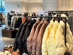 -URBAN REVIVO(上海中庚漫游城店)