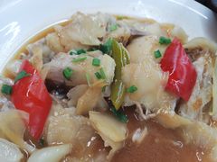 酸姜荞头蒸鱼头-海鲜街菜馆(海珠南路店)