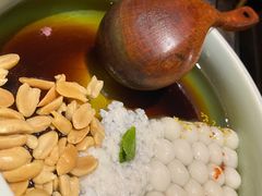 土家桂花红糖凉粉-吃饭皇帝大土家民族菜(正大广场店)