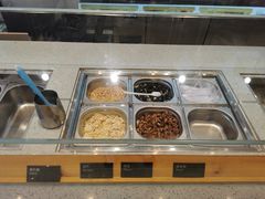 自助取餐区-丁丁&当当牦牛酸奶·酥油面包(官门口店)