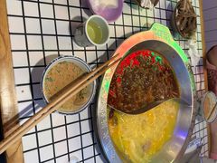 -土货重庆火锅(吾悦广场店)