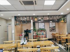 -鑫花溪牛肉米粉(凤凰街创始总店)