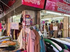 -瓦洛洛传统市场