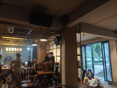 -萌喵咖啡屋(人民东路4号口M16商铺店)