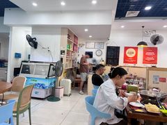-老何家后安粉·糟粕醋海鲜火锅(三亚湾椰梦长廊店)