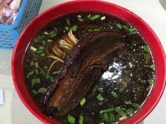-小龙大肉面馆