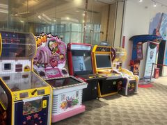 -深圳君逸国际酒店(龙岗横岗塘坑地铁站店)
