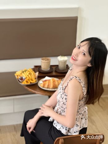 长安咖啡️可以发呆放空的温暖小店