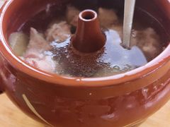 -怡得饭庄·30年老店·宋大妈昆明菜