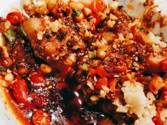-老牌坊云南鱼豆花火锅(哈西万达店)
