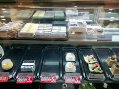 面包甜点陈列柜-樱花糕坊(万松园店)