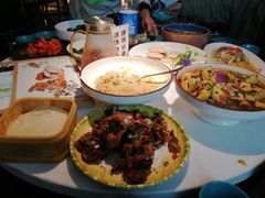 -荷塘秋月·本帮江浙菜(国权路店)