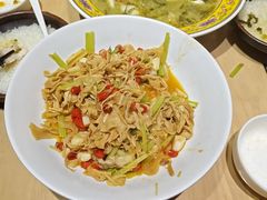 -裕鼎鲜·新中菜(金鼎广场店)