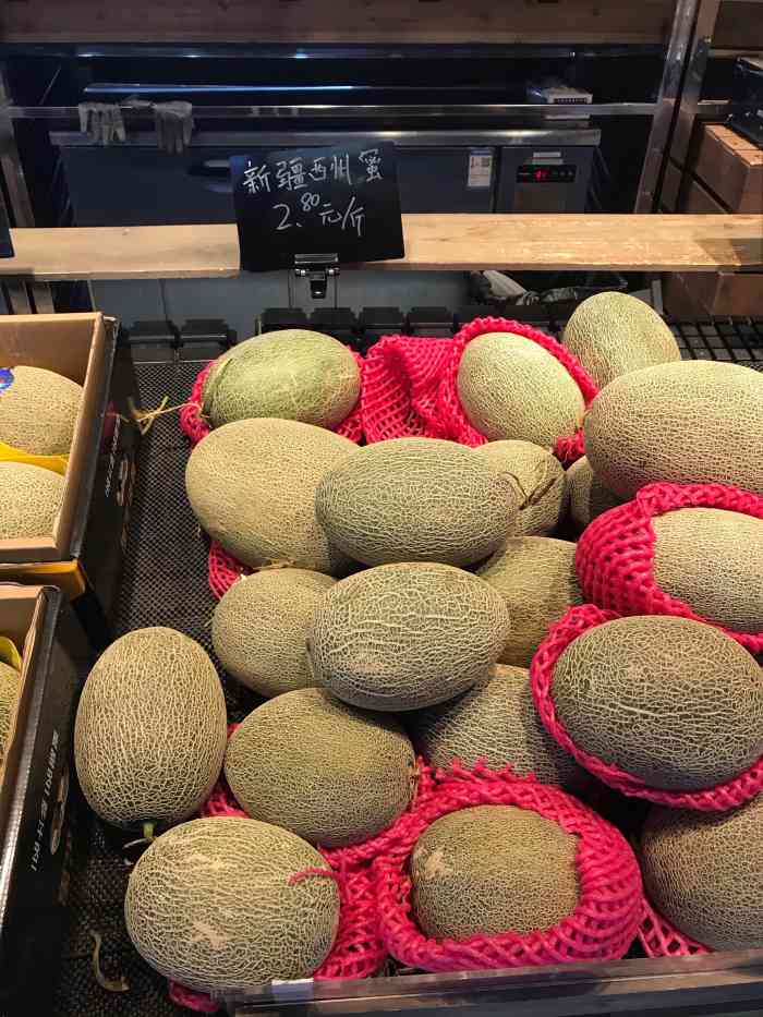 春播生鲜超市(天鹅湖店)-"观山路天鹅湖花园b区门口的春播鲜生店,买.