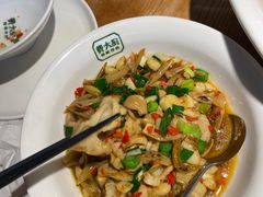 -费大厨辣椒炒肉(万家丽一店)